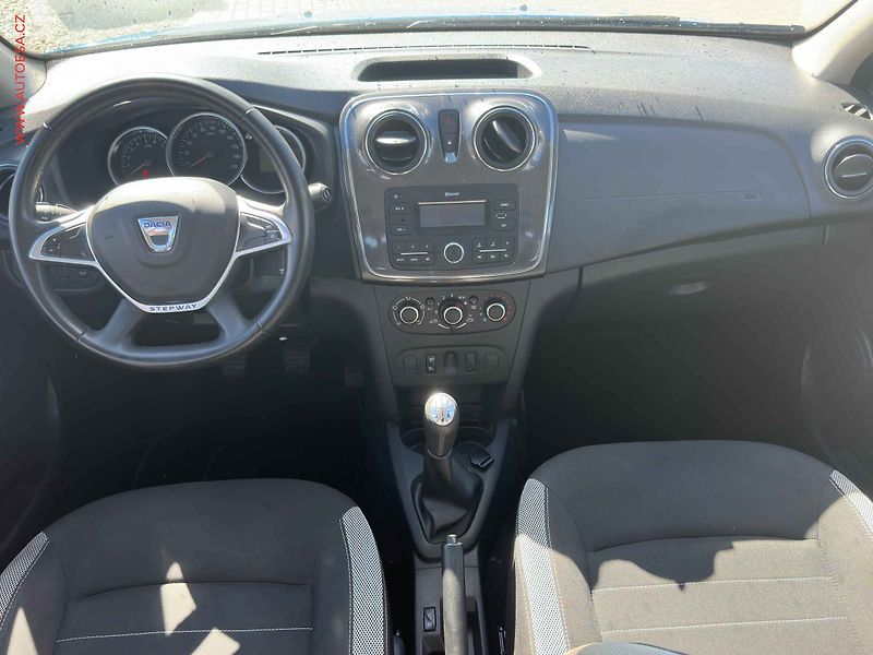 Dacia Sandero (2019) 0.9TCe, 2.maj,ČR, AC, TZ - fotka 8 z 20