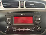 Kia Ceed (2013) 1.4i, ČR, servis.kniha, AC - náhled 11