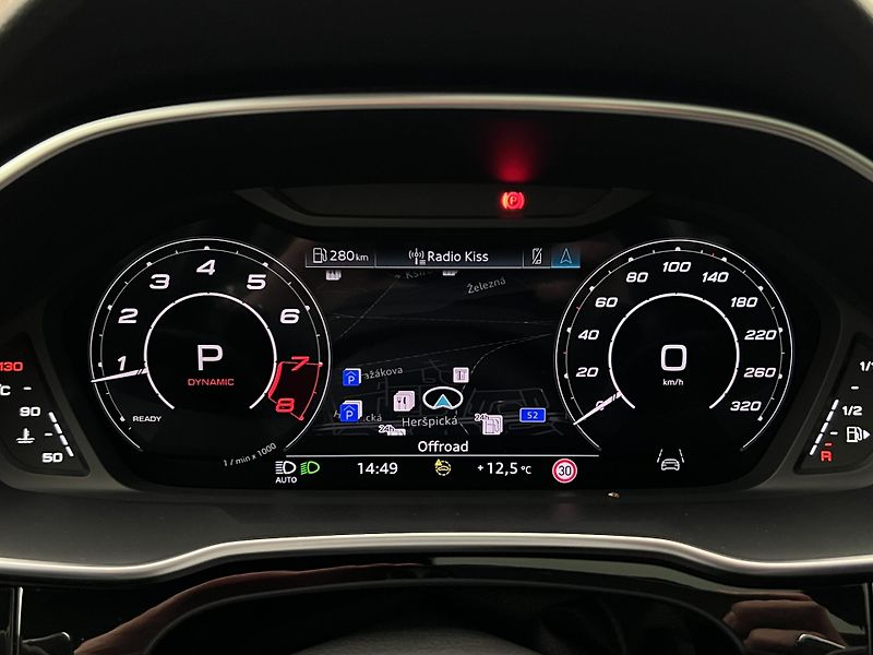 Audi RS Q3 SPORTBACK AWD AUT 1. maj. - fotka 29 z 57