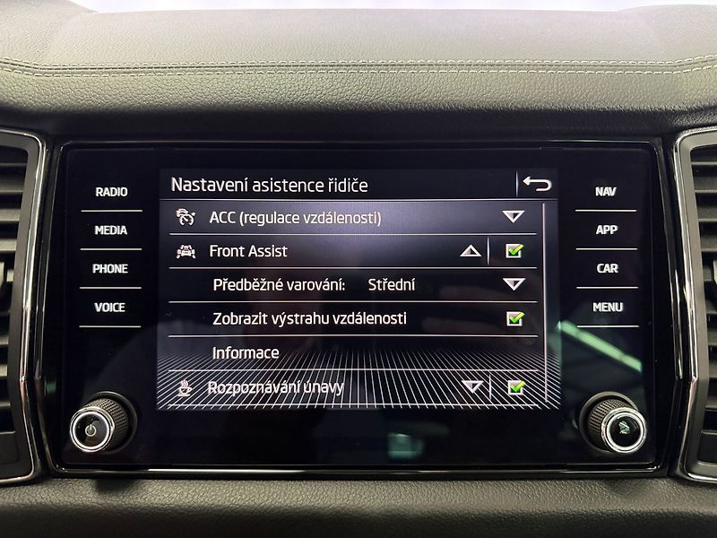 Škoda Kodiaq 2.0 TDI DSG 4X4 STYLE PLUS, AL - fotka 19 z 29