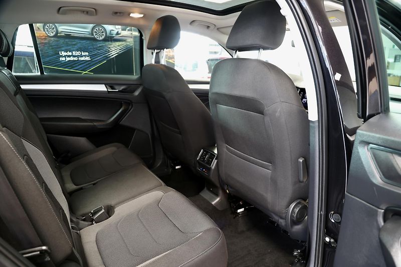 Škoda Kodiaq (2023) 2.0TDI DSG Display 7Míst Tažné - fotka 18 z 26