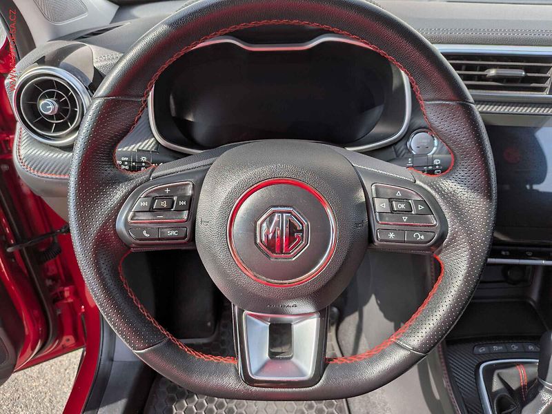 MG ZS (2023) 1.0 TGDi, 1.maj,ČR, AC - fotka 12 z 16