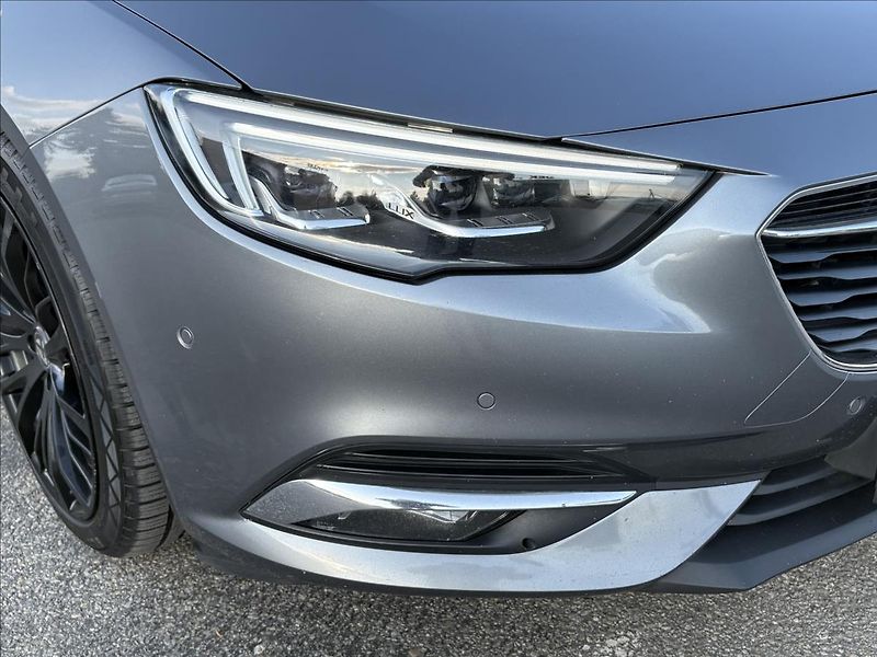 Opel Insignia 1,6 CDTi 100kW,Led,Navi,Kamera - fotka 34 z 39