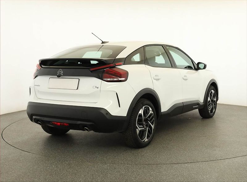 Citroën C4 (2021) 1.2 PureTech, Automat - fotka 5 z 15