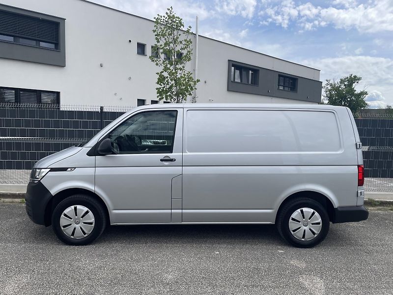 Volkswagen Transporter (2021) T6.1 2.0 TDI 110 kW - fotka 5 z 23