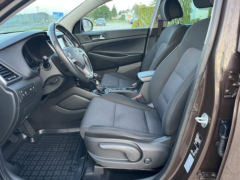 Hyundai Tucson (2017) 1.7 CRDi - fotka 10 z 12