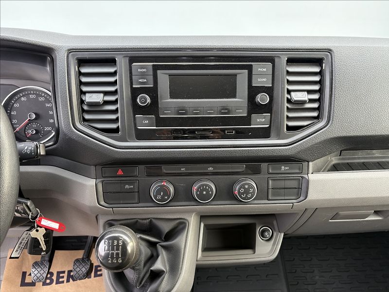 Volkswagen Crafter 2,0 103 kw 4x4 - fotka 16 z 22