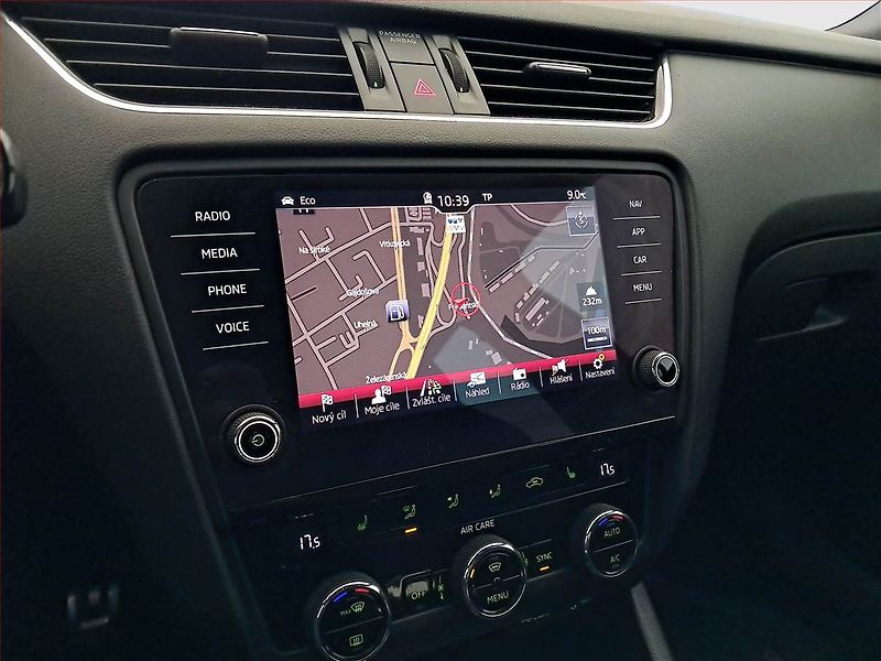 Škoda Octavia (2017) RS 2.0 TDI, Automat, Kůže - fotka 18 z 22