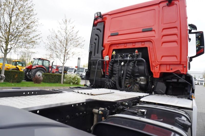 MAN TGS (2022) 26.430 6x4 tahač EURO 6 - fotka 10 z 24