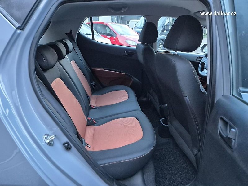 Hyundai i10 (2013) 1.2i 64 KW Klima FIFA Edice - fotka 42 z 53