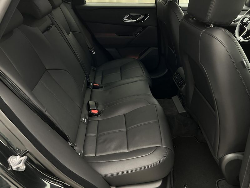 Land Rover Range Rover Velar (2026) D300 DYNAMIC SE AWD Aut - fotka 14 z 42