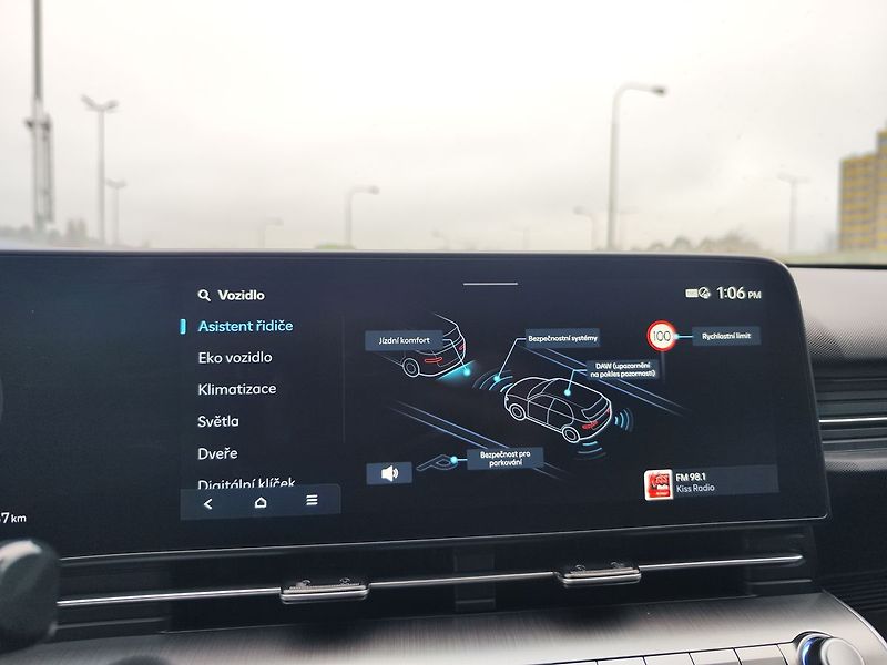 Hyundai Kona 1.6 GDI/95kW HEV Smart Tech - fotka 18 z 32