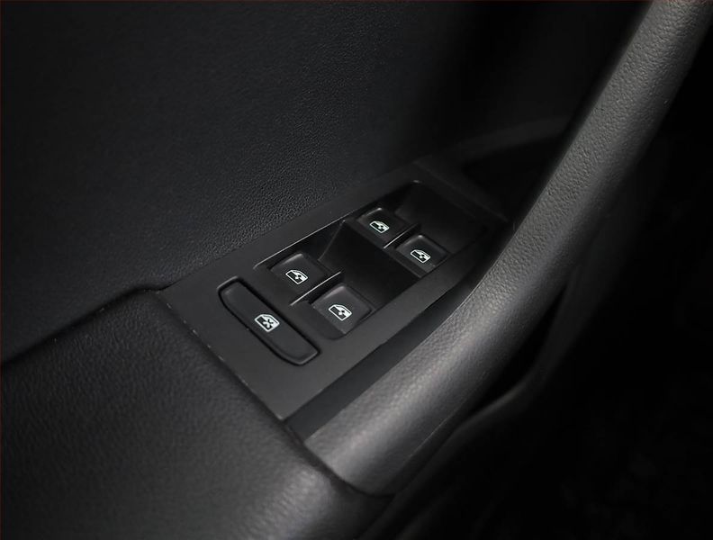 Škoda Octavia (2019) Scout 2.0 TDI, 4X4, Automat - fotka 16 z 21