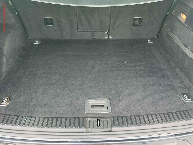 Volkswagen Touareg (2011) 3.0 TDi 4x4, AT, navi, bixen - fotka 7 z 22
