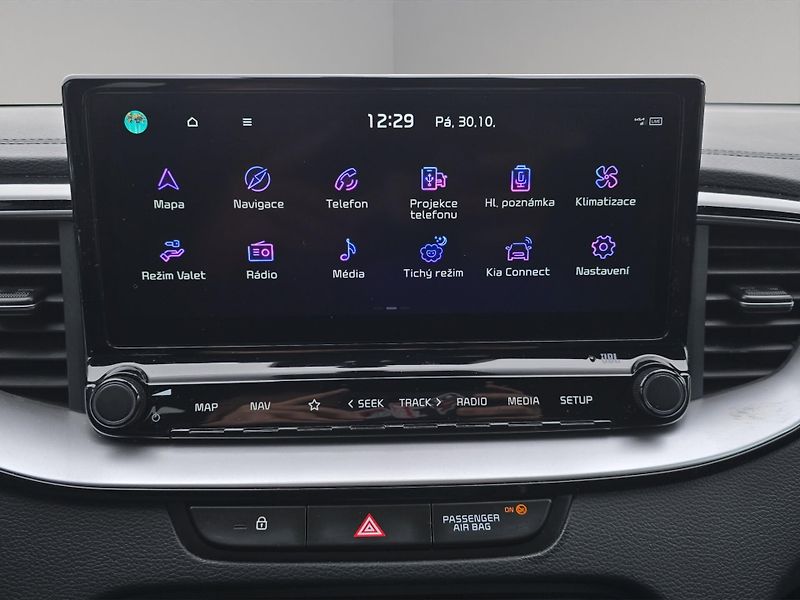 Kia Ceed (2023) GT Line 1.5 T-GDi 118kW A/T, 1 - fotka 16 z 28