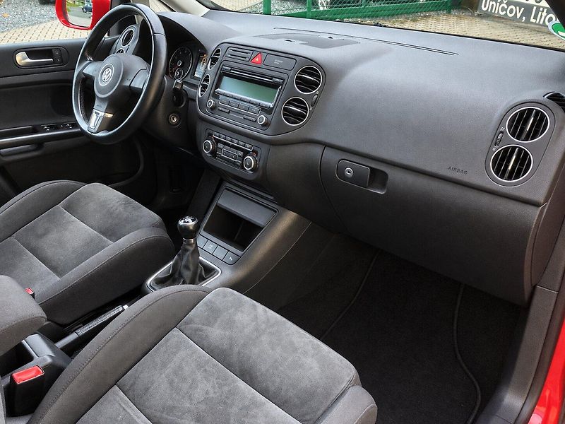 Volkswagen Golf Plus 1,4 TSi (90kW)*STK DO 10/2028* - fotka 10 z 18
