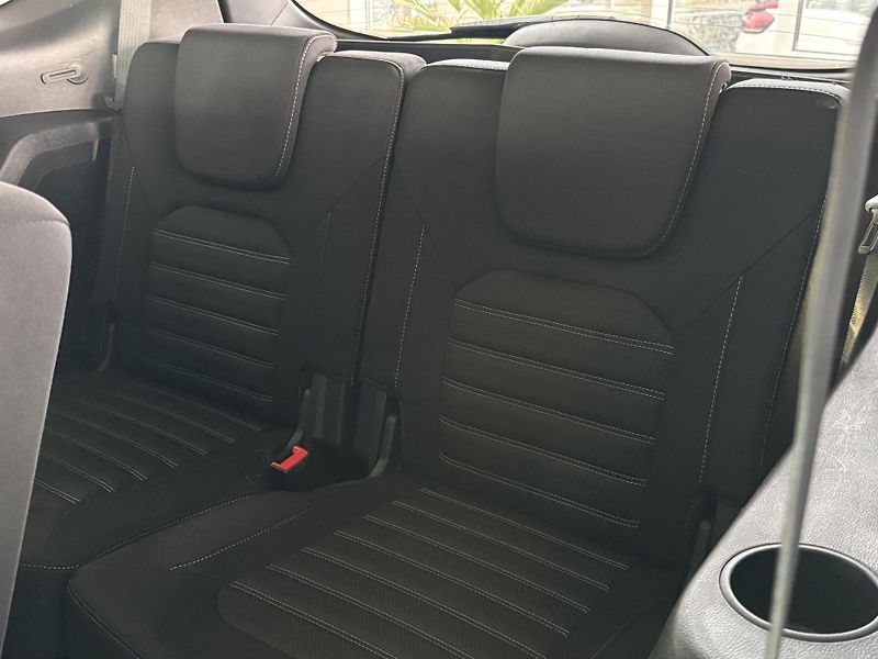 Ford Galaxy 2,0EcoBlue*AT8*140kW*FullLED - fotka 17 z 40