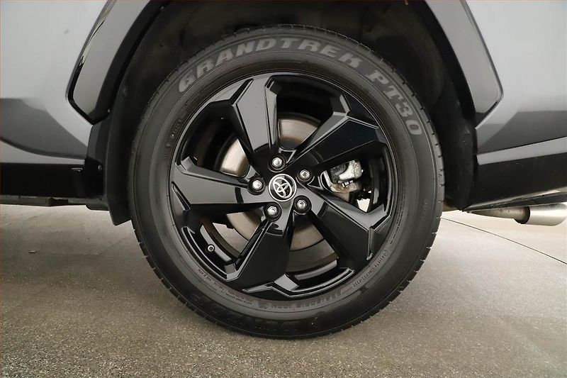 Toyota RAV4 (2020) 2.5 Hybrid - fotka 20 z 20