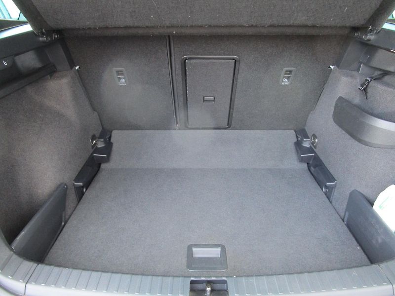 Škoda Karoq 1.5TSi Style - fotka 20 z 22