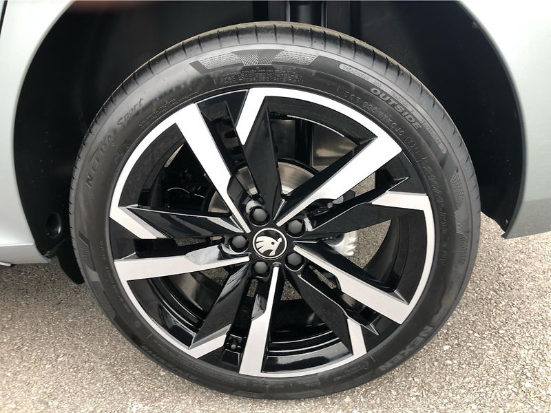 Škoda Kamiq 1.0 TSi DSG 7st. MONTE CARLO - fotka 14 z 30