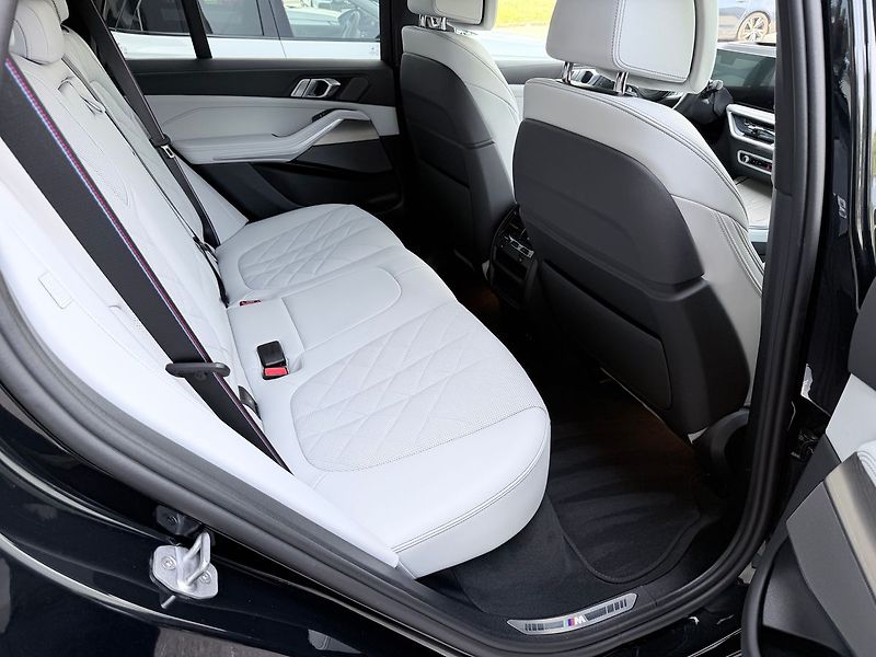 BMW X5 40d xDrive, M-Pro, TZ, NT - fotka 12 z 20