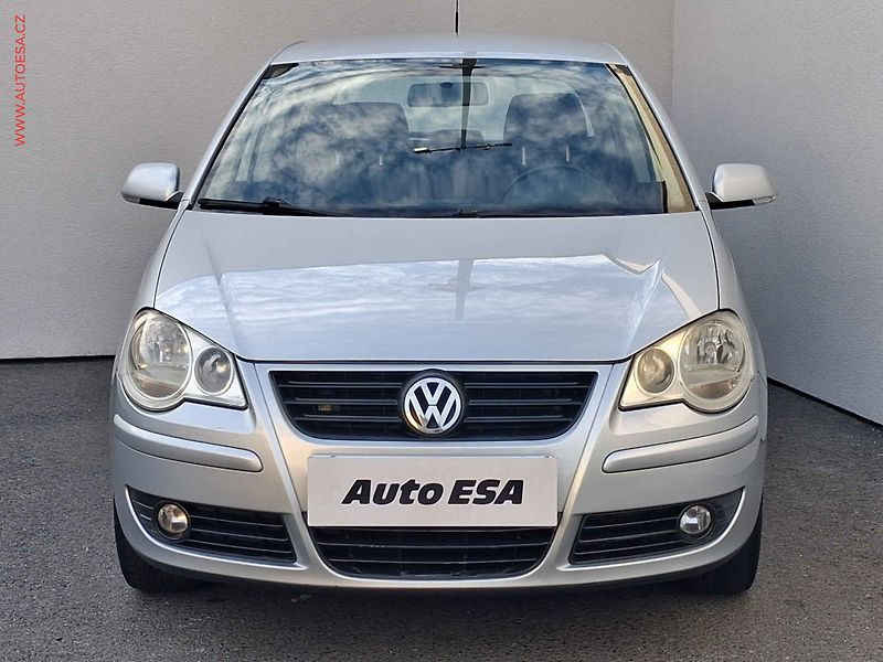 Volkswagen Polo (2009) 1.2i, ČR - fotka 2 z 15