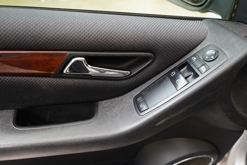Mercedes-Benz Třídy A - fotka 12 z 26