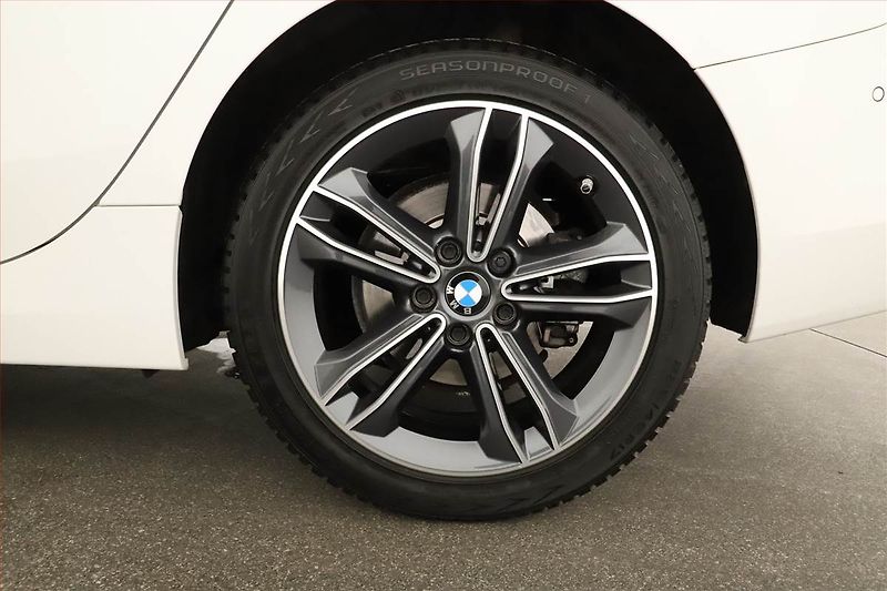 BMW Řada 2 (2023) M Paket 218i Gran Coupé - fotka 19 z 19