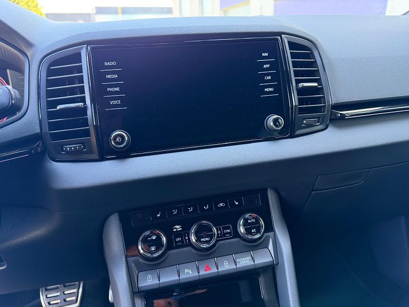 Škoda Karoq 1,5 TSi/Sportline/DSG/1.maj.  - fotka 24 z 28