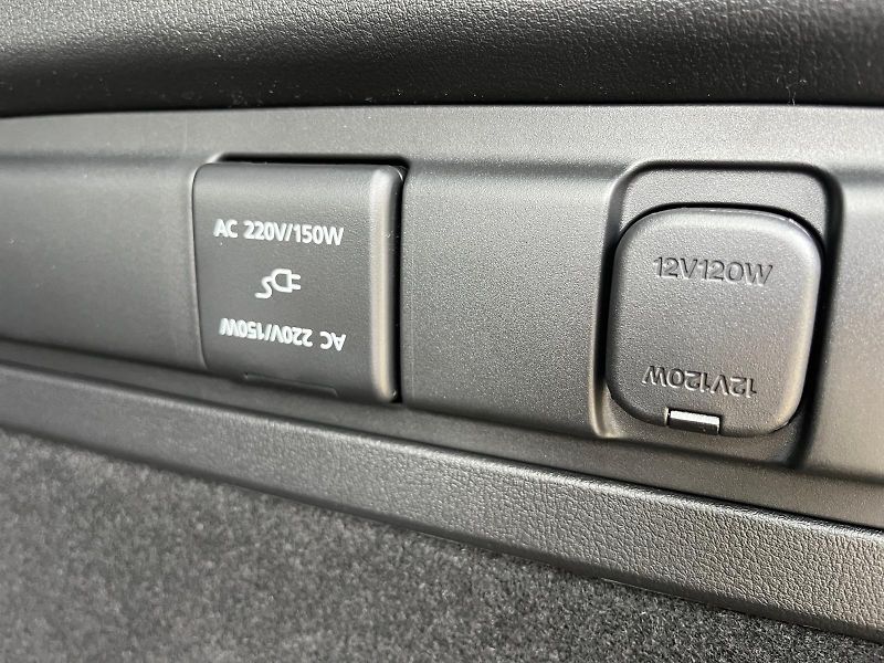 Mazda CX-80 (2026) D254/8AT/AWD/HOMURA/COSO - fotka 20 z 23