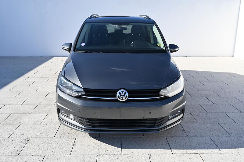 Volkswagen Touran 1.2TSI 81KW Comfort 7mist 3/17 - fotka 2 z 60