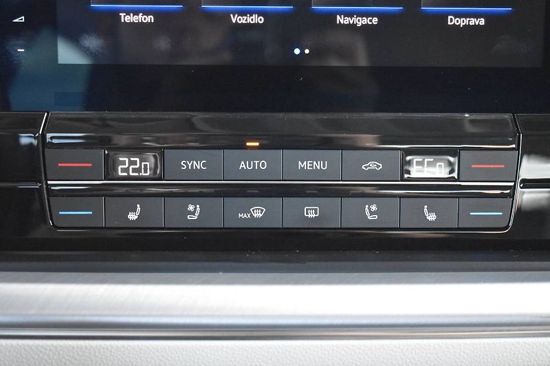 Volkswagen Touareg (2021) 3.0TDI 210kW,CZ, Tažné - fotka 28 z 28