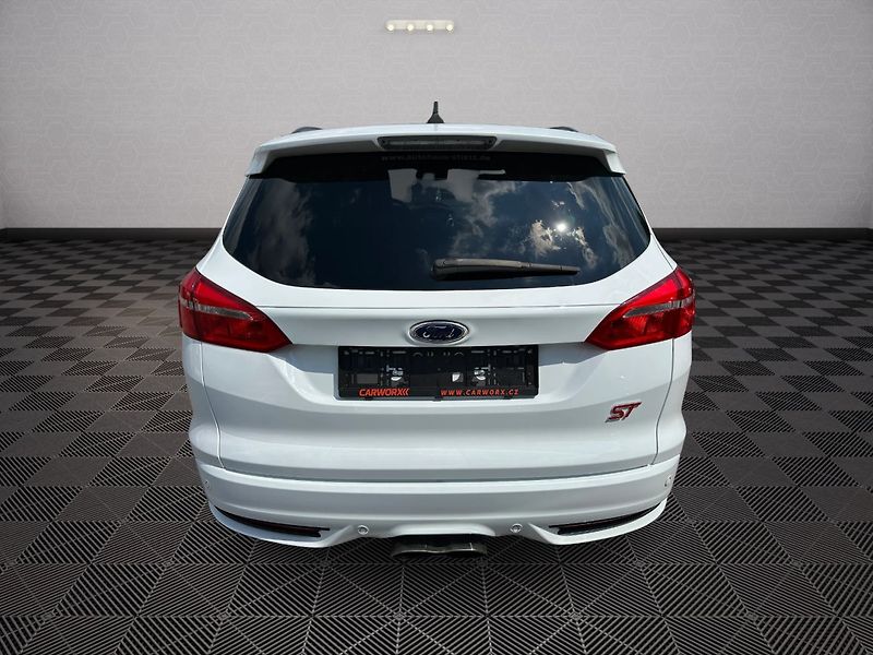 Ford Focus (2017) ST 2,0Turbo 184kw - fotka 6 z 26