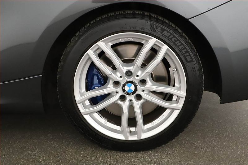 BMW Řada 2 (2019) M240i xDrive - fotka 12 z 18