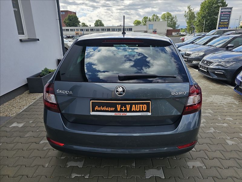 Škoda Rapid 1,0 TSi Drive NAVI ALU - fotka 7 z 39