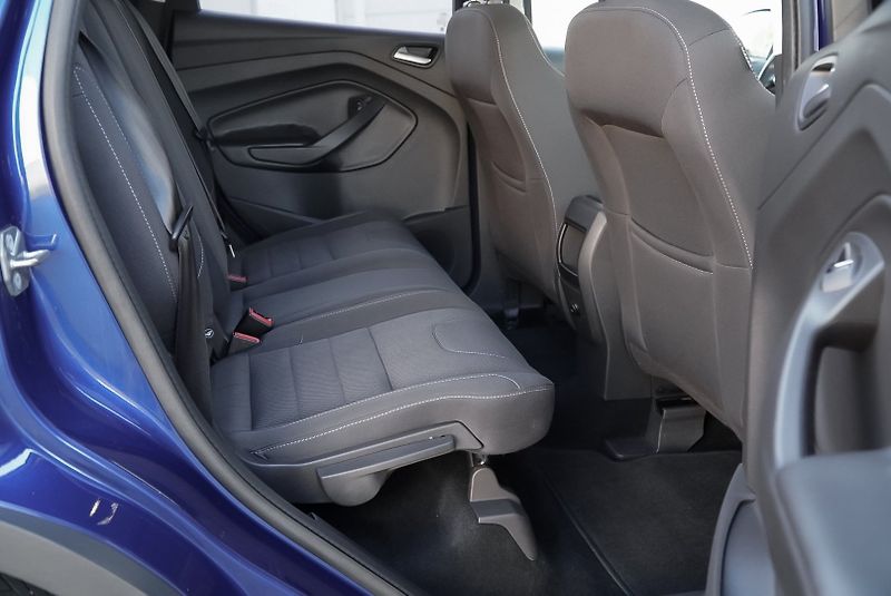 Ford Kuga 2.0 TDCi TITANIUM 4x4 - fotka 18 z 24
