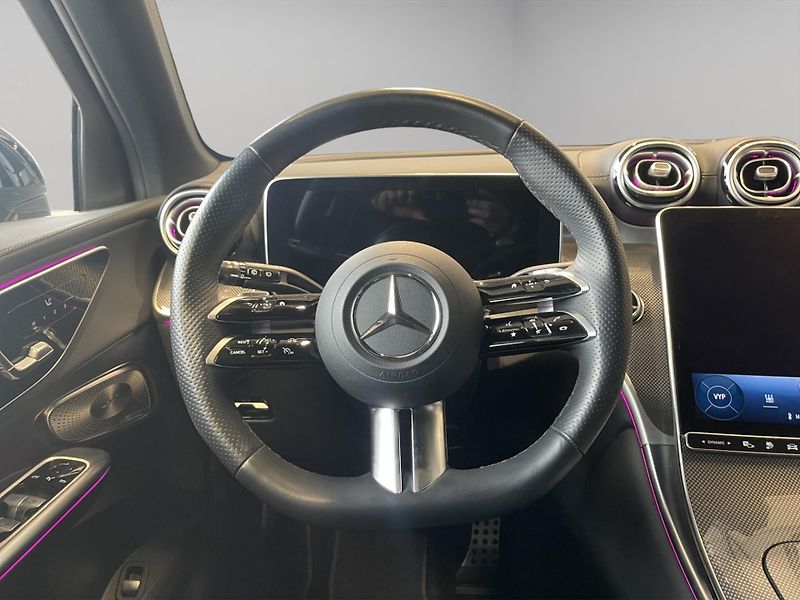 Mercedes-Benz GLC (2024) 300 de 4MATIC - fotka 10 z 21