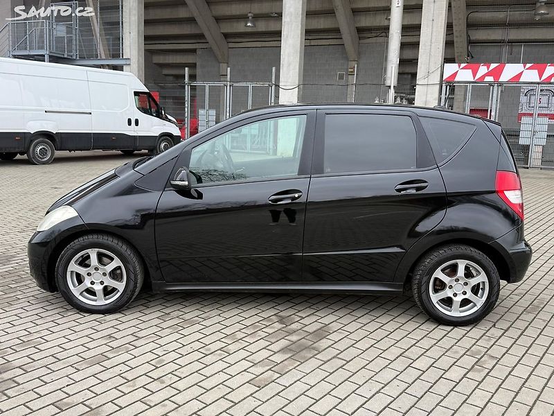 Mercedes-Benz Třídy A (2009) 160CDI, 60kw Serv. knížka - fotka 2 z 21