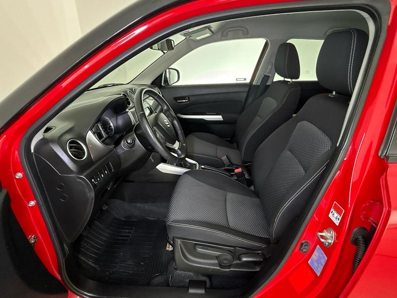 Suzuki Vitara SUV - fotka 7 z 30