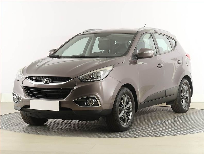 Hyundai ix35 (2015) 1.7 CRDi, Serv.kniha, Kůže - fotka 2 z 19