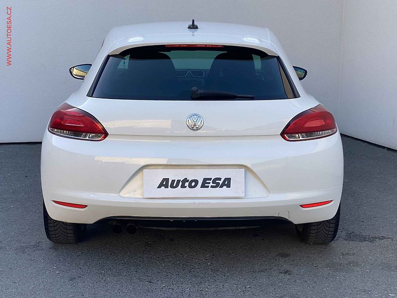 Volkswagen Scirocco (2009) 1.4TSi, Navi - fotka 5 z 15