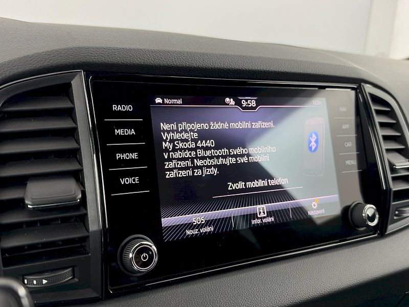 Škoda Karoq (2026) DSG 2.0TDI 110kW 4x4 SportLine - fotka 21 z 35