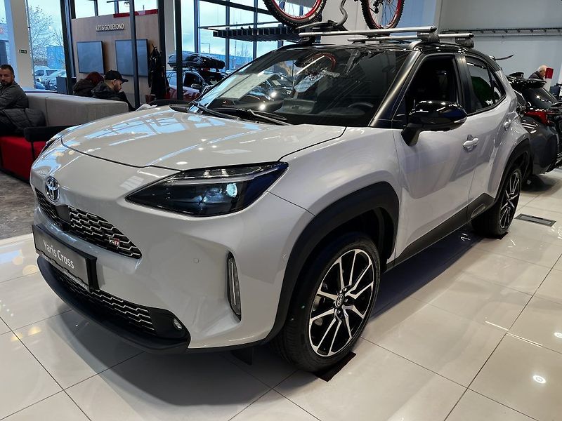 Toyota Yaris Cross 1.5 Hybrid 130k GR Sport Tech - fotka 5 z 22