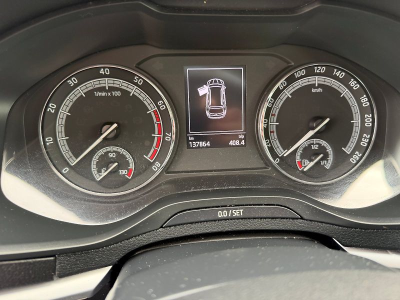 Škoda Karoq (2018) AMBITION TSI 1.0/85KW 6MP - fotka 21 z 23
