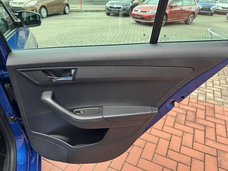 Škoda Fabia (2016) 1.2TSi Digi Klima Tažné Zař. - fotka 20 z 50