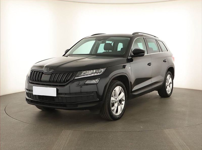 Škoda Kodiaq (2019) 2.0 TSI - fotka 2 z 17