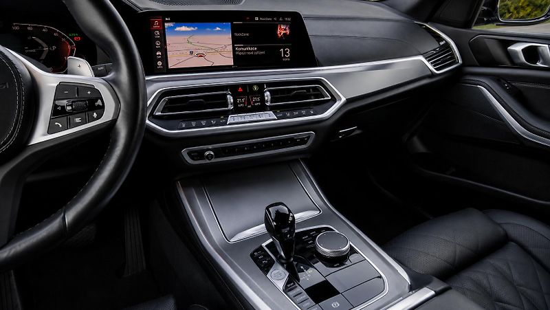 BMW X5 (2022) 30d M paket | 1. maj. - fotka 26 z 39