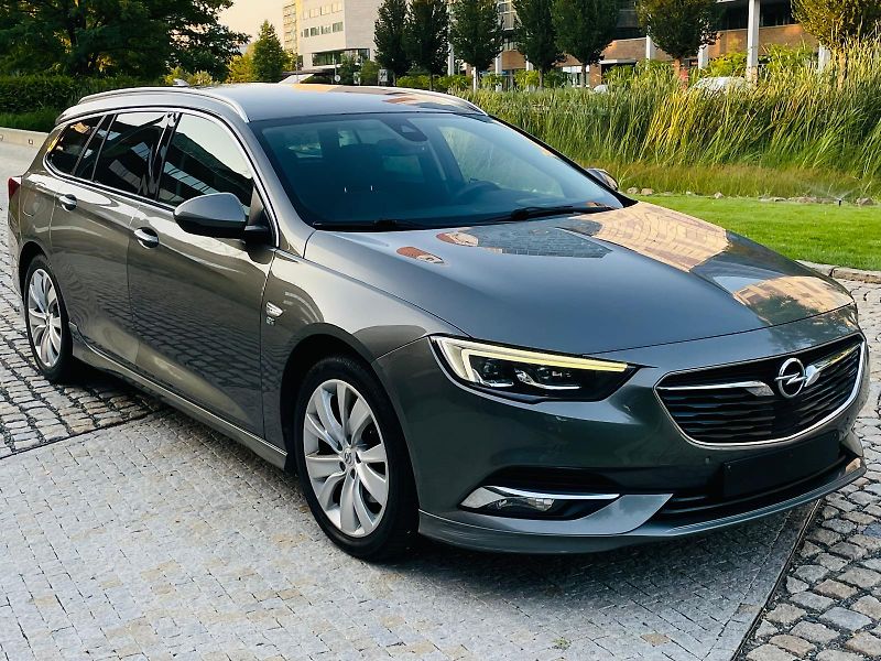 Opel Insignia 2.0CDTi MAN SERVISKA TAŽNÉ LED - fotka 8 z 55