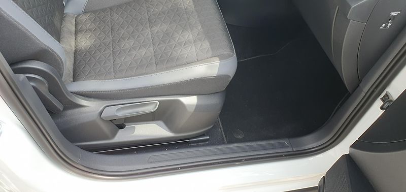 Volkswagen T-Cross (2022) Prodám   - fotka 15 z 23