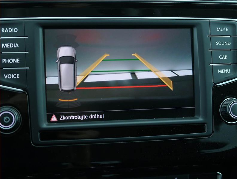 Volkswagen Passat (2017) Highline 1.4 GTE, Automat - fotka 18 z 24